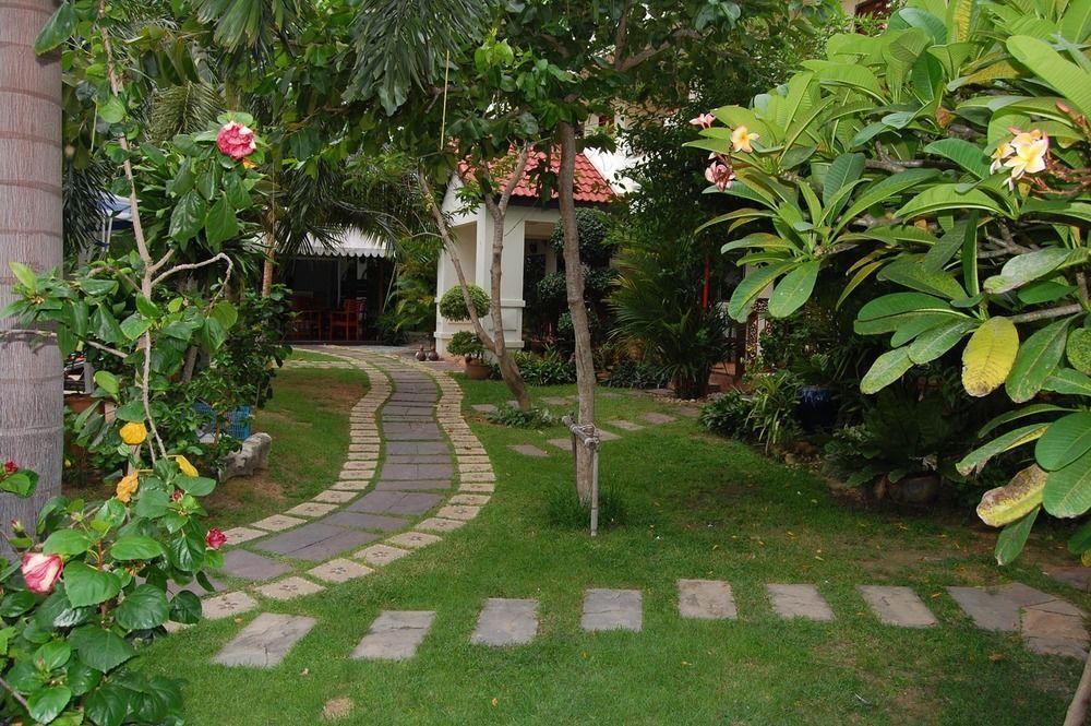 Sirikarn Residence & Luxury Apartments Патая Екстериор снимка