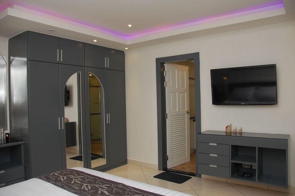 Sirikarn Residence & Luxury Apartments Патая Екстериор снимка