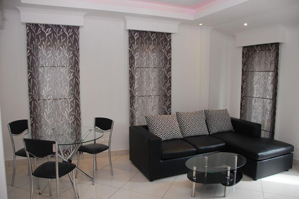 Sirikarn Residence & Luxury Apartments Патая Екстериор снимка